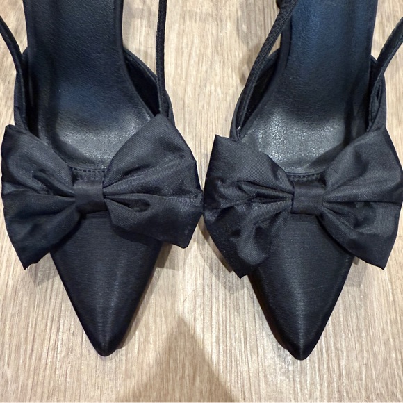 Chase + Chloe Black Pointed Slingback Heels with Bow - Picture 5 of 13